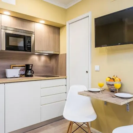 Alfama Stylish By Hosty Apartament *