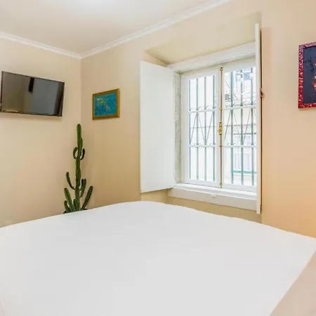 Alfama Stylish By Hosty